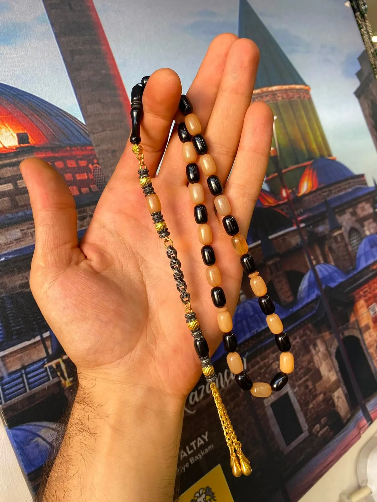 Özel Püsküllü Ateş Sıkma Kehribar Tesbih — Siyah No.02