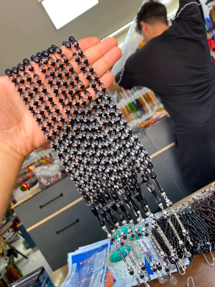 Püsküllü Toz Kehribar Tesbih — Siyah No.08