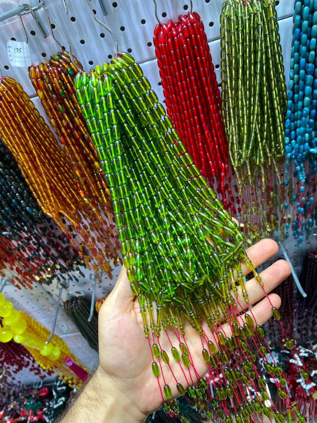 مسبحة كهرمان ناري مضغوط — السلسلة 3 — أخضر رقم 17