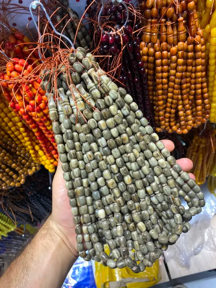 مسبحة الباغة النازفة — أخضر زيتوني رقم 07