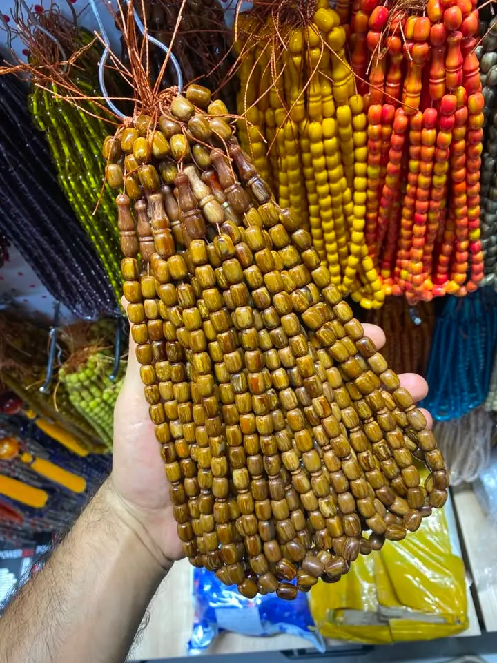 مسبحة الباغة النازفة — أخضر زيتوني رقم 09