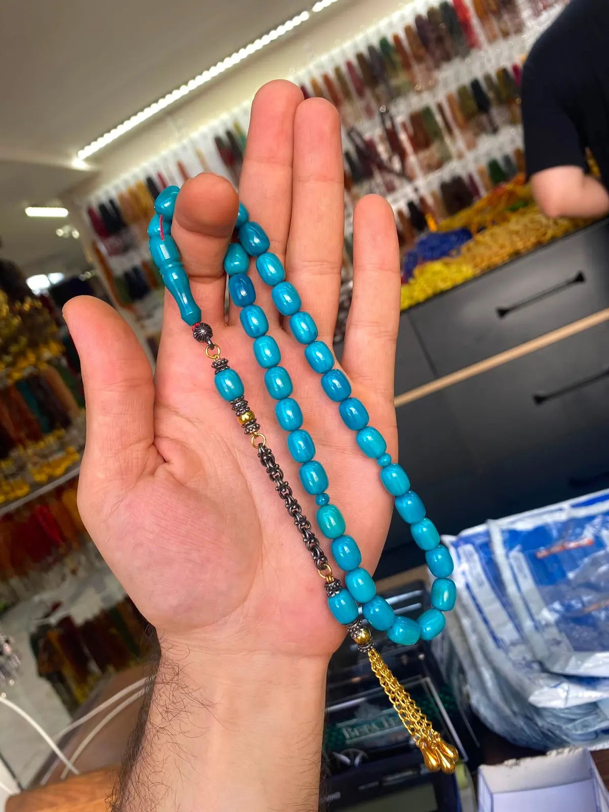 مسبحة الباغة النازفة بشرابة — فيروزي رقم 10